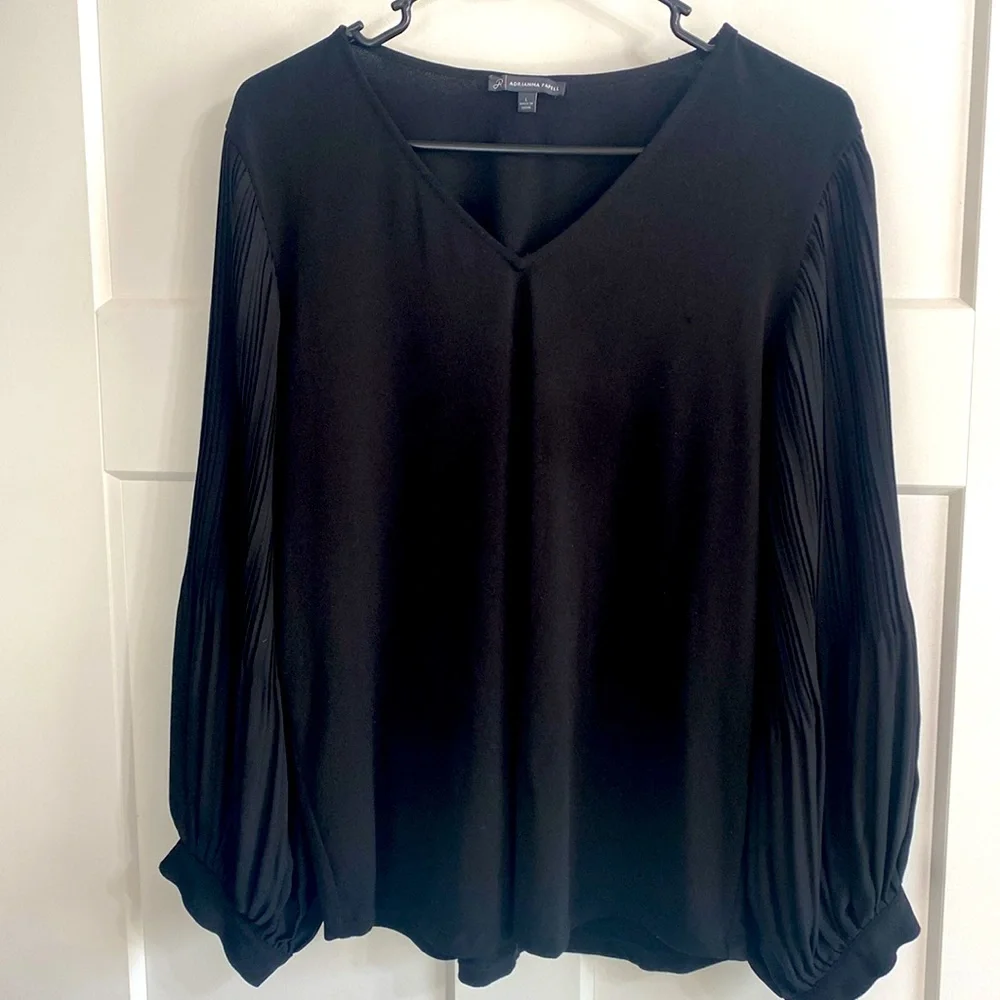 Adrianna Papell black v-neck blouse/top with long pleated sleeves. Women's L - Picture 2 of 13